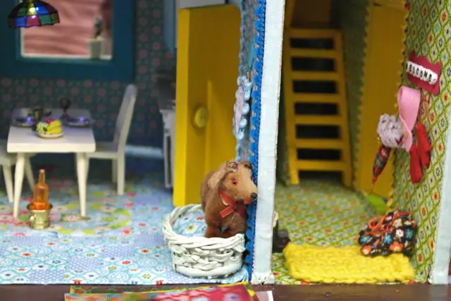 Vintage Puppenhaus - selbst gebastelt von Julis von Kreativlabor