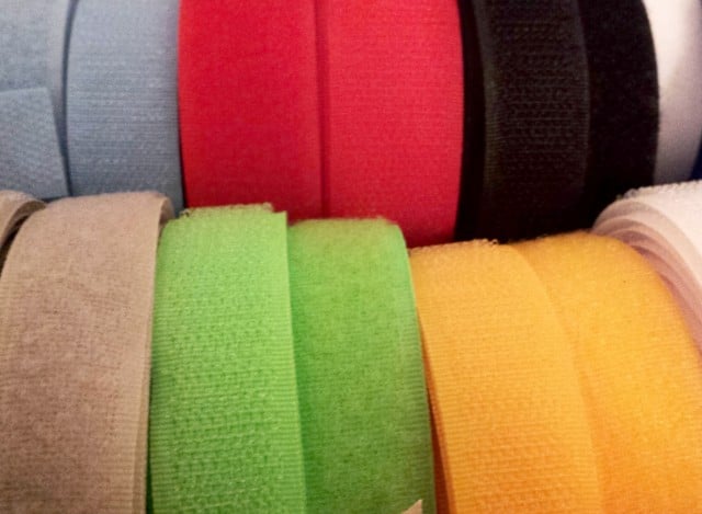 Klettband in bunten Farben