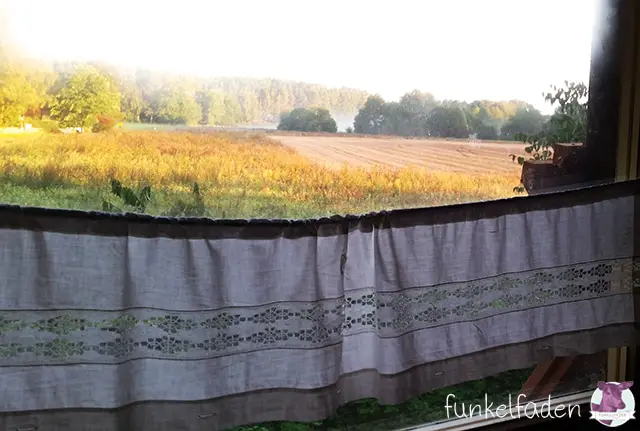 Upcycyling - Vorhang aus einem Bettbezug nähen