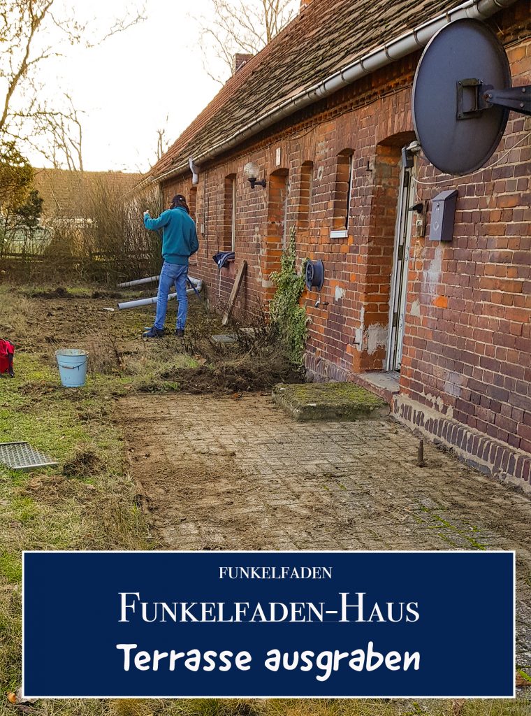 Kleines Bad renovieren – Ein neuer Waschbeckenunterschrank fürs Funkelfaden Haus 57 Schnäppchenhaus in Brandenburg Funkelfaden