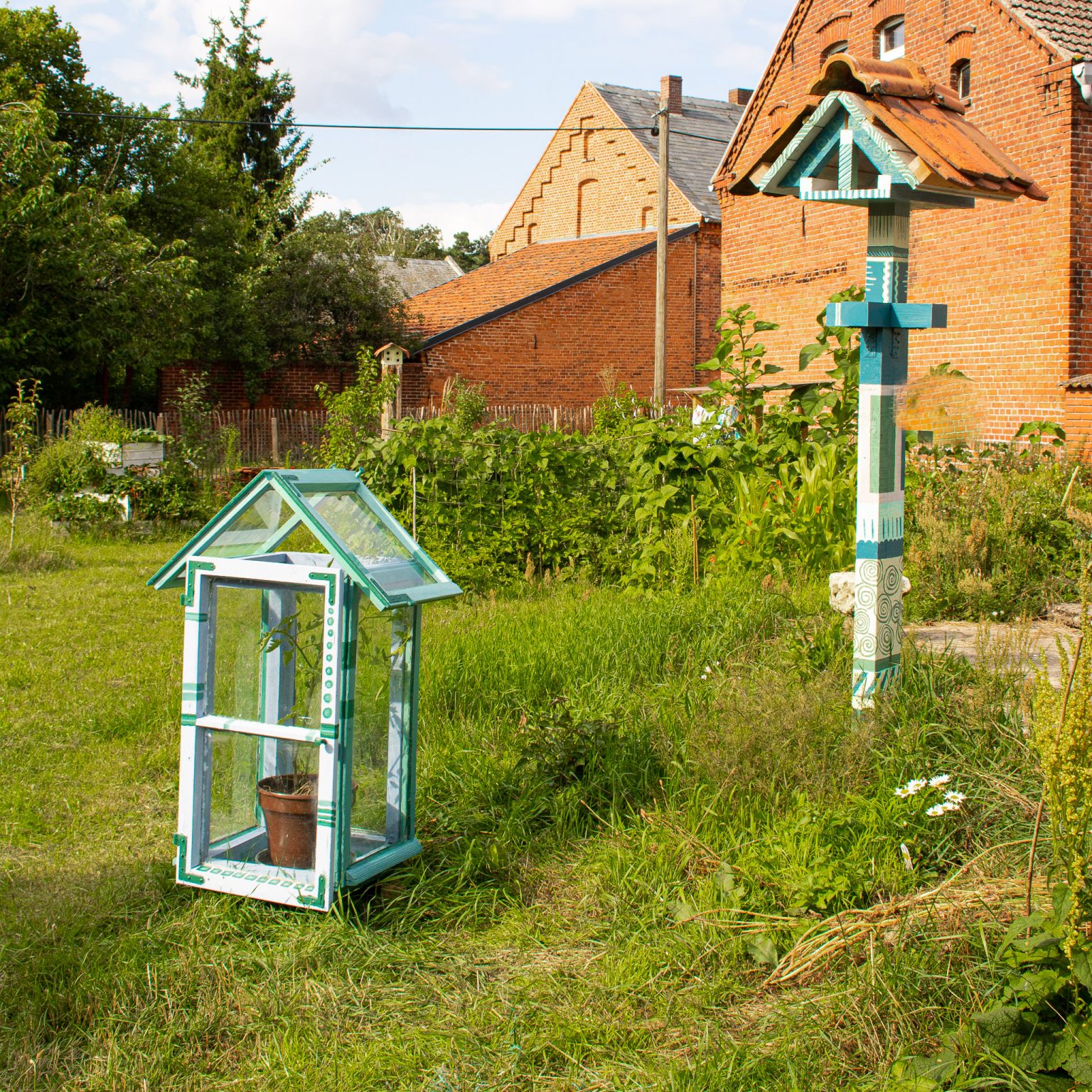 Mini Gewächshaus aus alten Fenstern bauen Funkelfaden