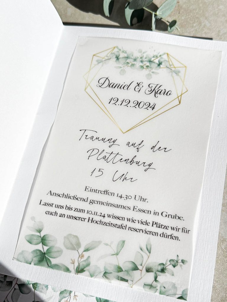 Hochzeitseinladungen selber machen 17 Hochzeitseinladungen selber machen mit Plotter -Eucalyptus gold