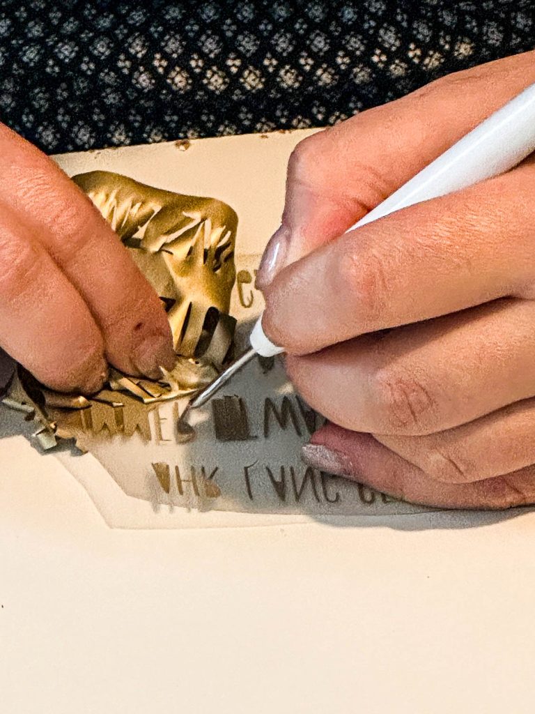 Hochzeitseinladungen selber machen 11 Hochzeitseinladungen selber machen mit Plotter -Eucalyptus gold