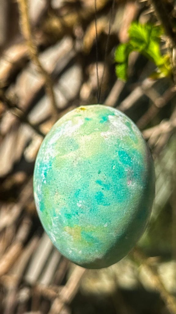 Ostereier marmorieren mit Rasierschaum – einfacher DIY-Spaß für Kinder 5 Ostereier marmorieren mit Rasierschaum-1