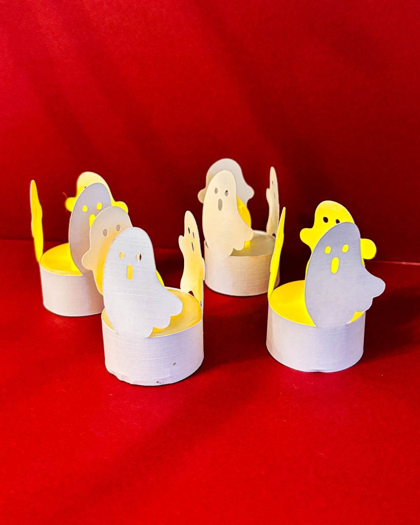 Anleitung Geister basteln aus Papier für Halloween mit Kindern