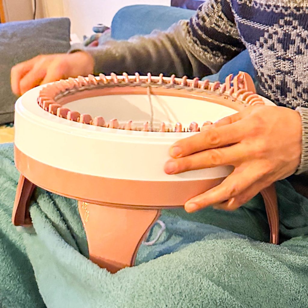 Anleitung Strickmaschine einfädeln