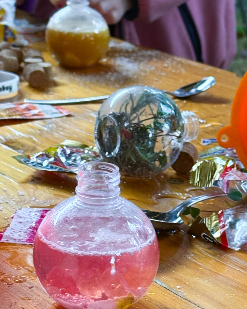 Zauberparty feiern zum Kindergeburtstag oder Halloween 89 Anleitung Zaubertränke selber machen beim Kindergeburtstag