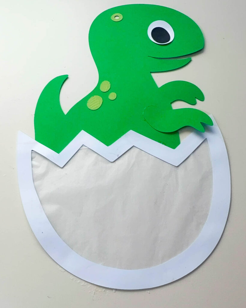 Dino-Laterne basteln mit dem Cricut Maker 3 + Plotterfreebie 54 Anleitung Dino Laterne basteln - gratis Vorlage