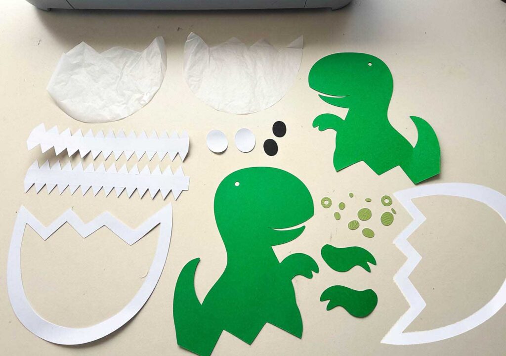 Dino-Laterne basteln mit dem Cricut Maker 3 + Plotterfreebie 48 Dino Laterne plotten gratis Vorlage