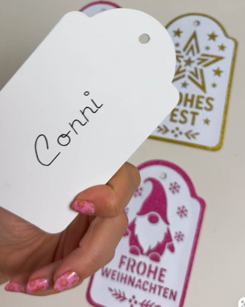 Plotterfreebie Geschenkanhänger Weihnachten