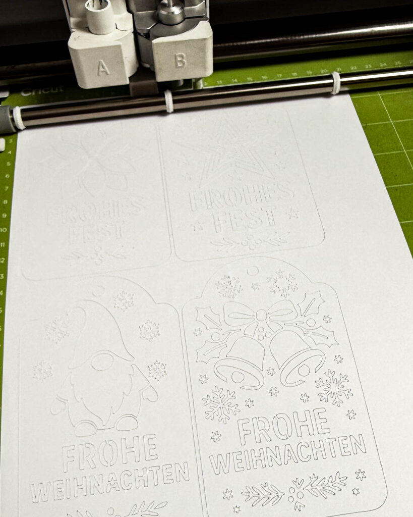 Plotterfreebie Geschenkanhänger Weihnachten