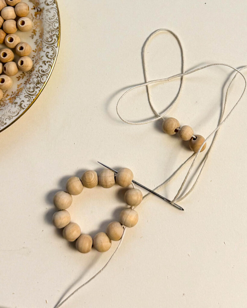 Anleitung Sterne basteln aus Perlen 8 Sterne aus Perlen basteln -25