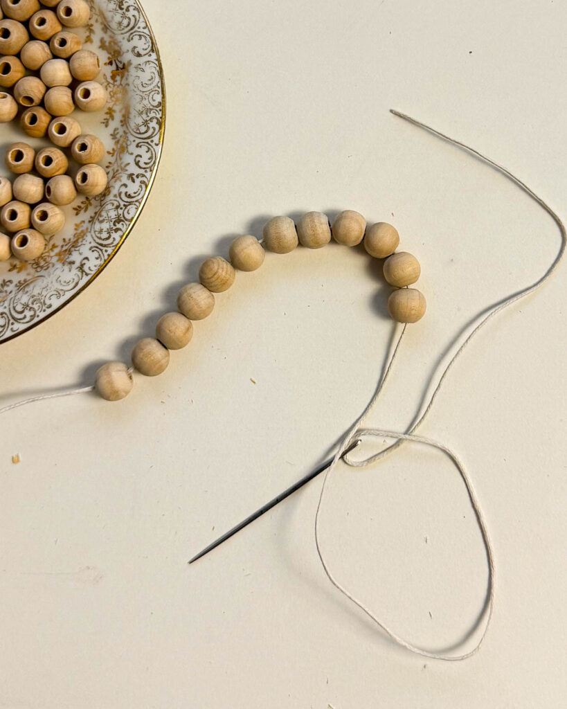 Anleitung Sterne basteln aus Perlen 5 Anleitung Sterne aus Perlen basteln