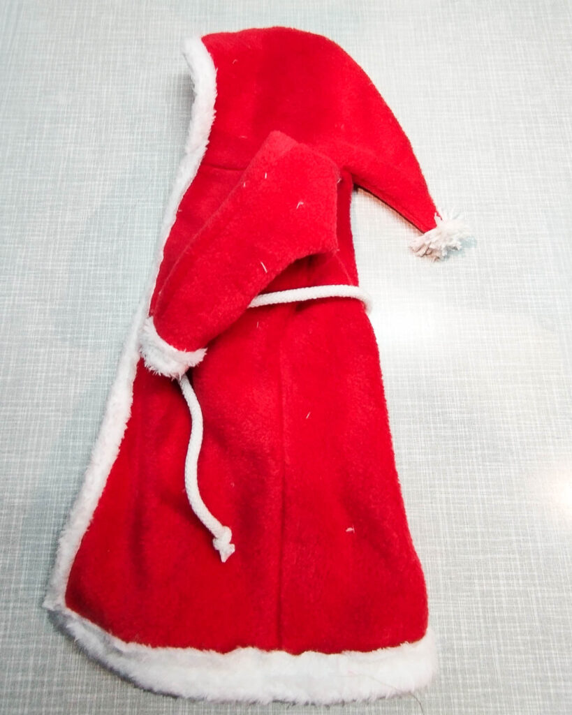 Weihnachtsmantel nähen für die Funkelfaden Maus 25 Weihnachtsmann Mantel nähen für Funkelfaden Maus