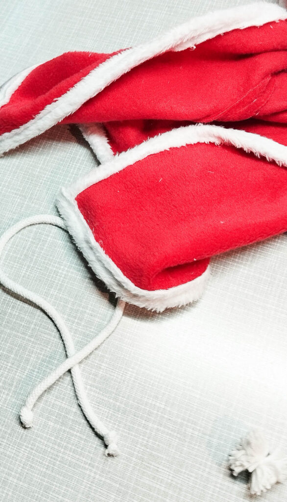 Weihnachtsmantel nähen für die Funkelfaden Maus 24 Weihnachtsmann Mantel nähen für Funkelfaden Maus