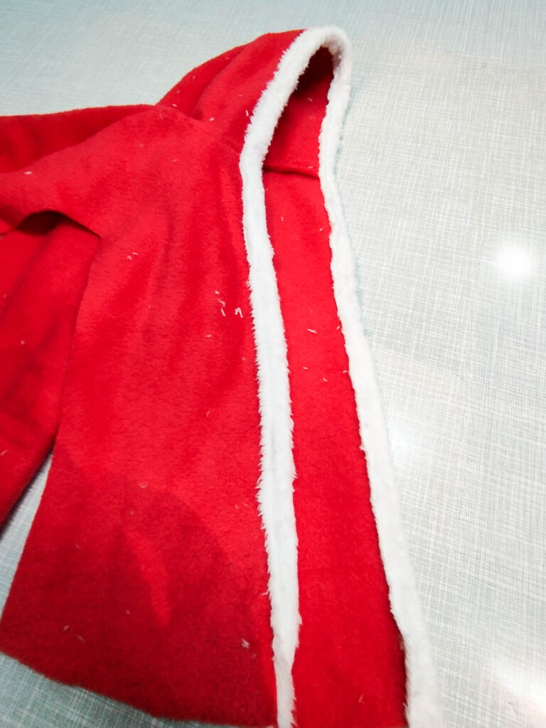 Weihnachtsmantel nähen für die Funkelfaden Maus 17 Weihnachtsmann Mantel nähen für Funkelfaden Maus