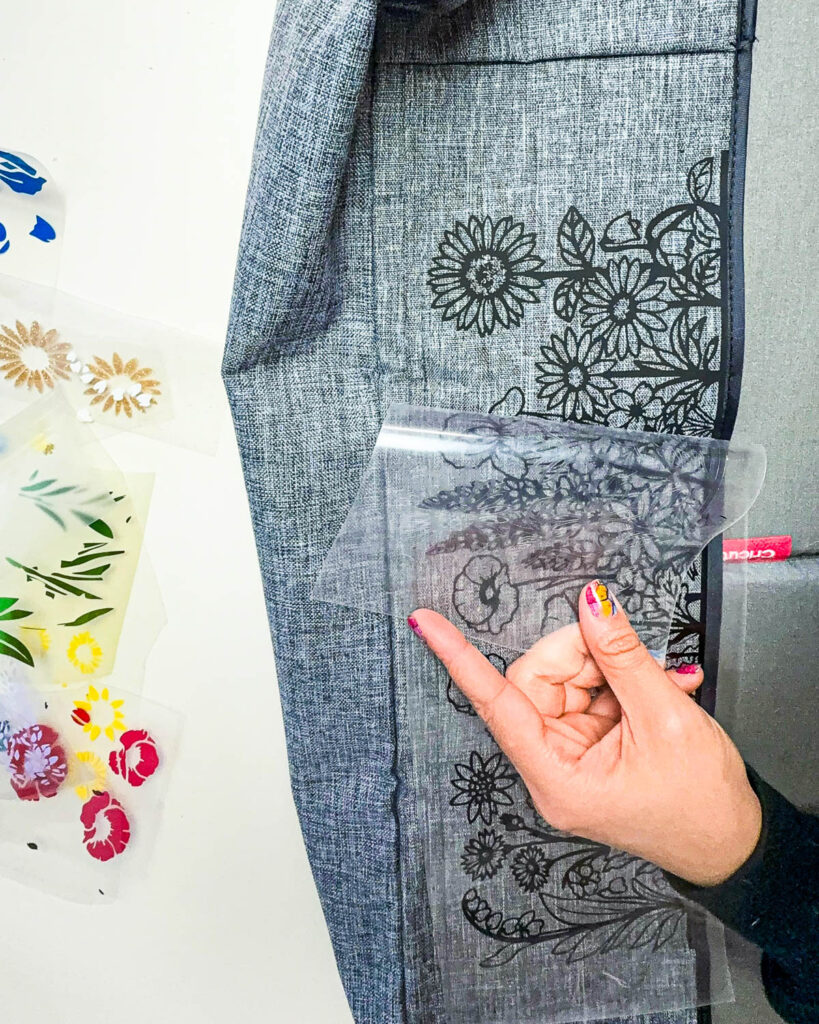 Anleitung mehrfarbig plotten Plotterfreebie Blumenmotiv bunt-3